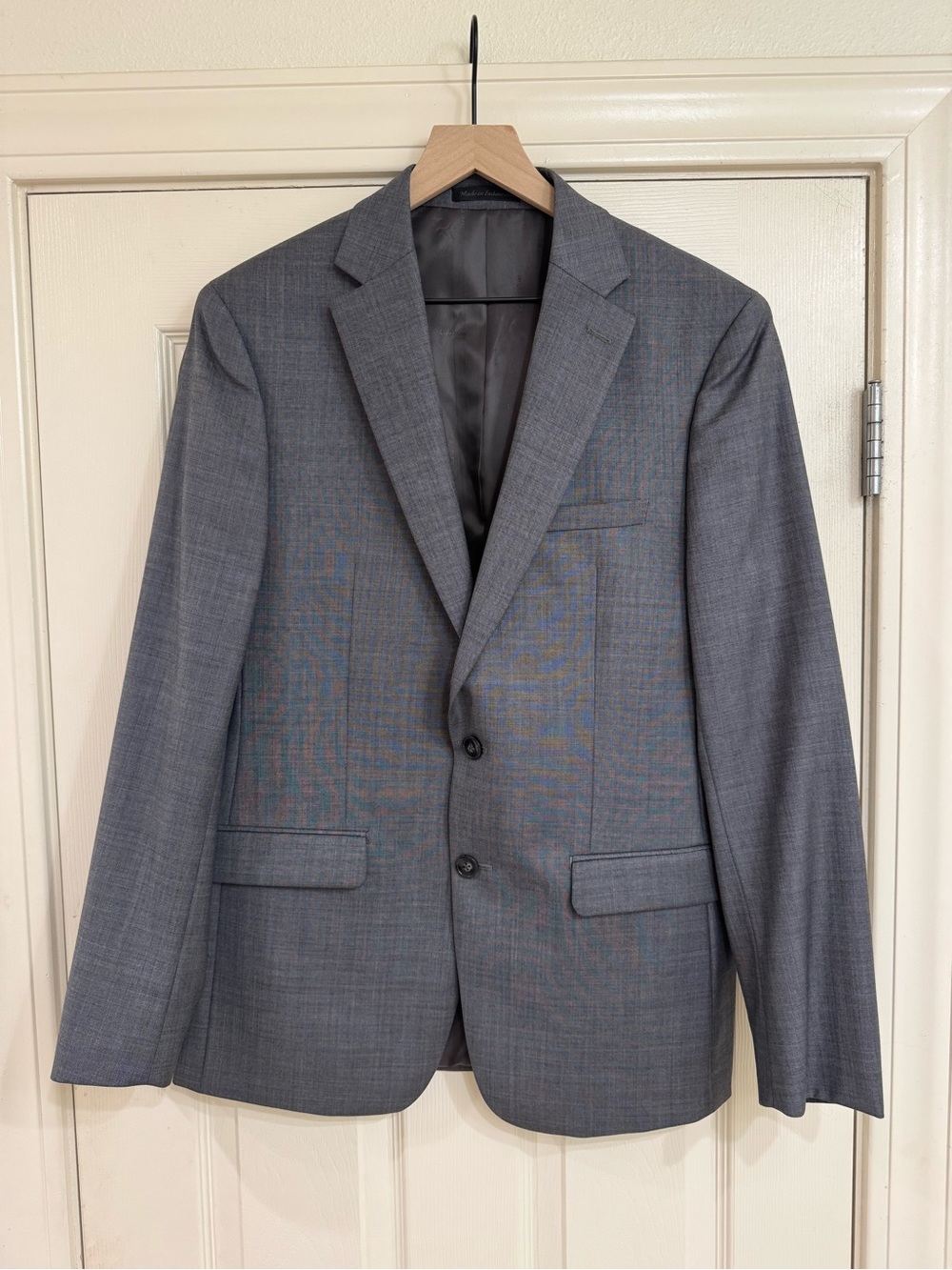 Calvin Klein Men's Gray Two-Button Suit w Pants 40R